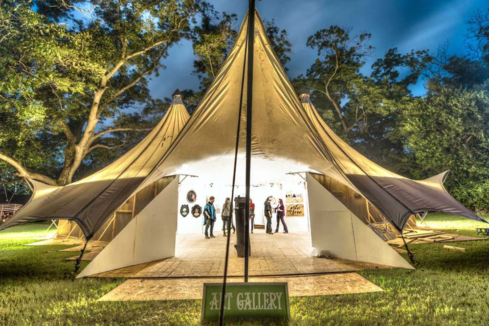 Picture of the art gallery tent.