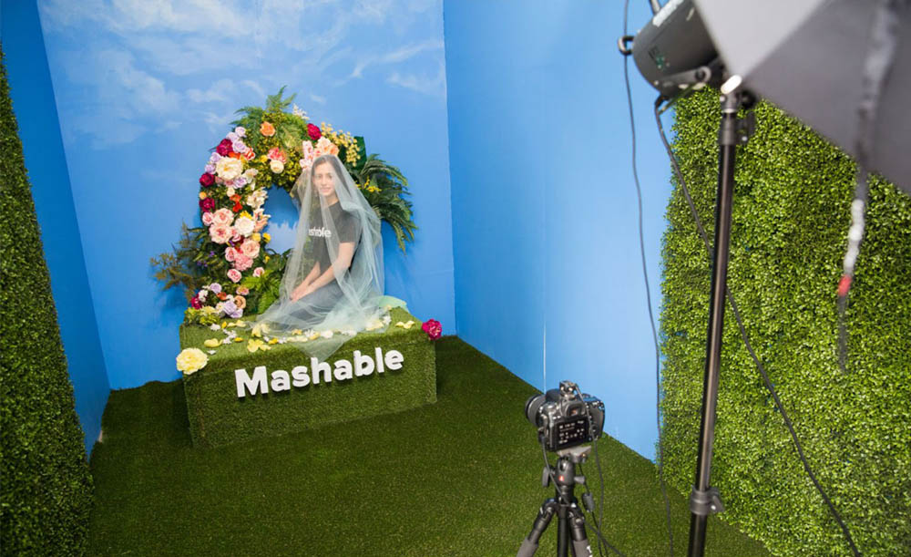 Picture of the Mashable photo op.
